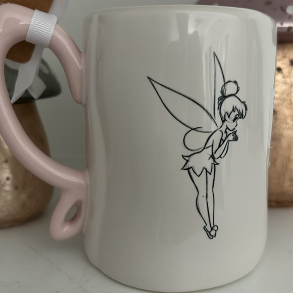 Brand new Rae Dunn Disney🧚 PIXIE MAGIC 🪄 Coffee mug 🧚‍♀️ TINKER BELL - Picture 2 of 5